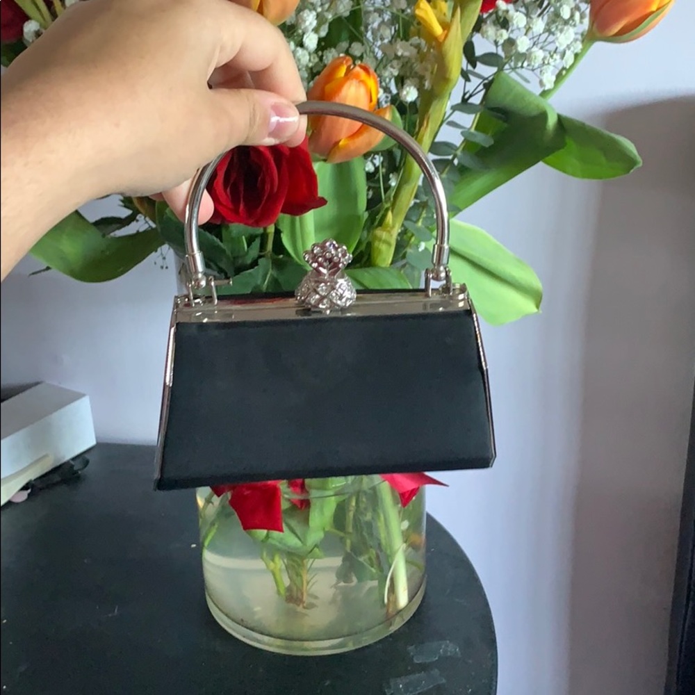 Mini black clutch
